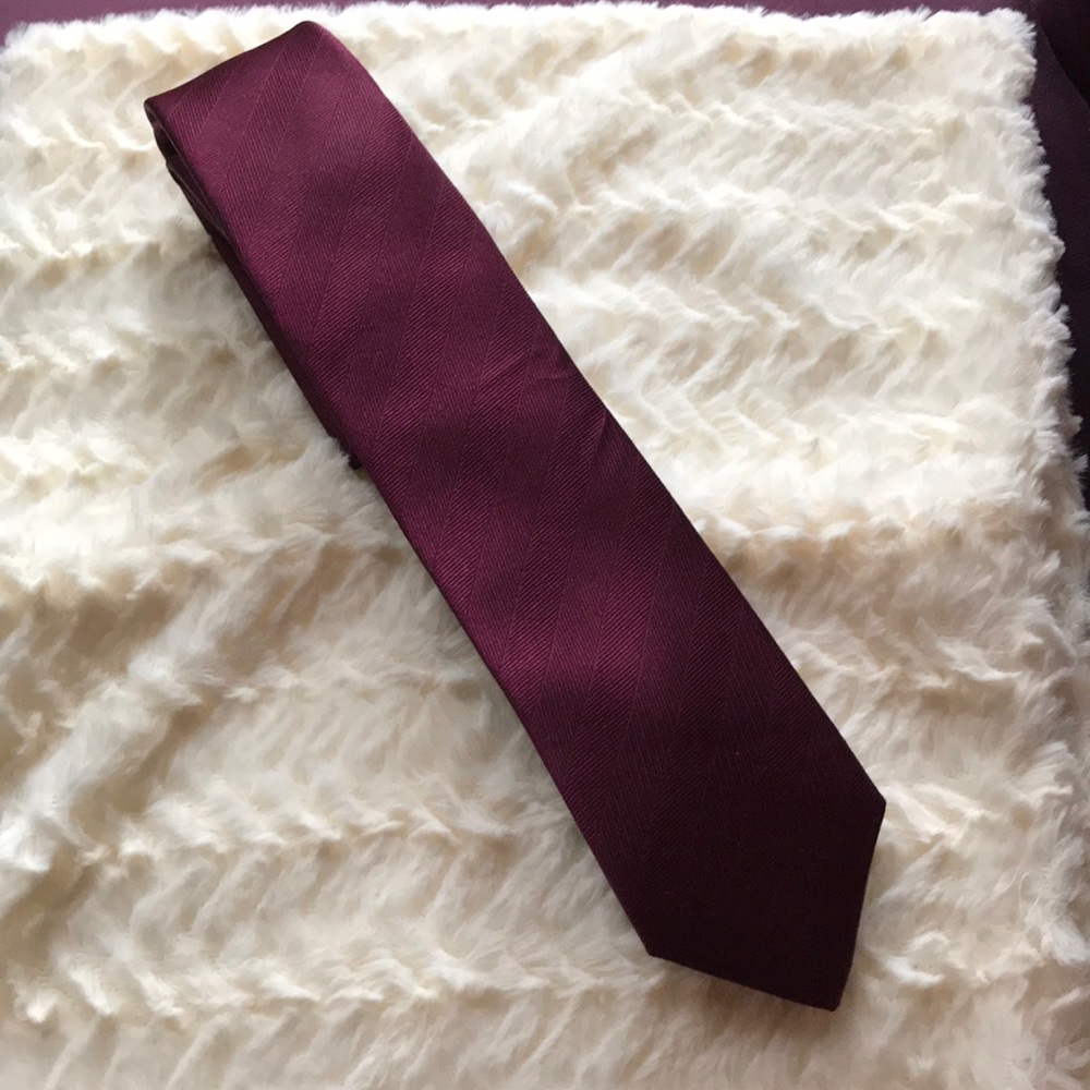 100% Silk Tie